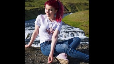 Snažte se neudělat se streamerem Olyasha 1080p (Metronome)